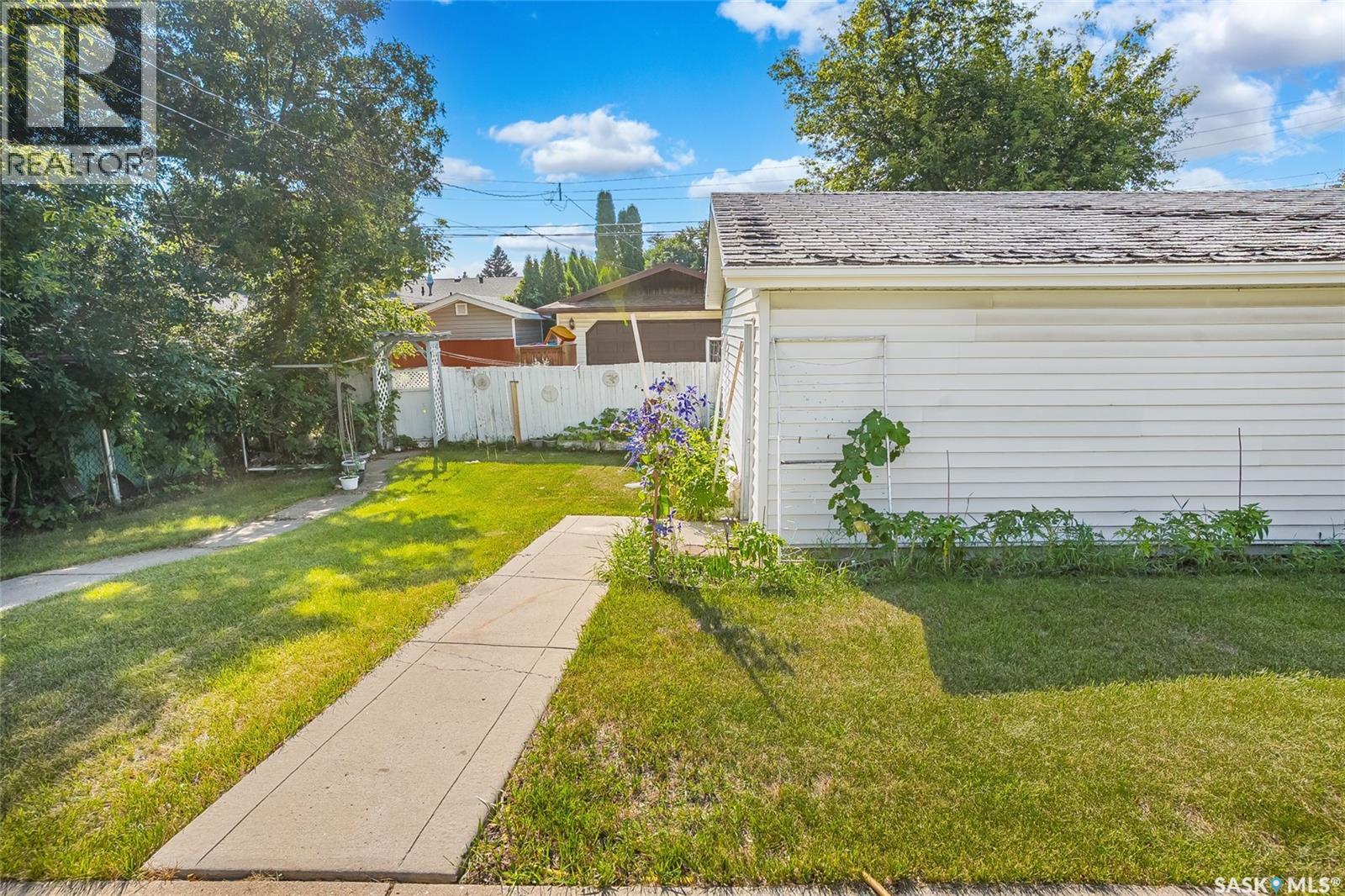 610 Acadia Drive, Saskatoon, Saskatchewan  S7H 3V9 - Photo 38 - SK043938