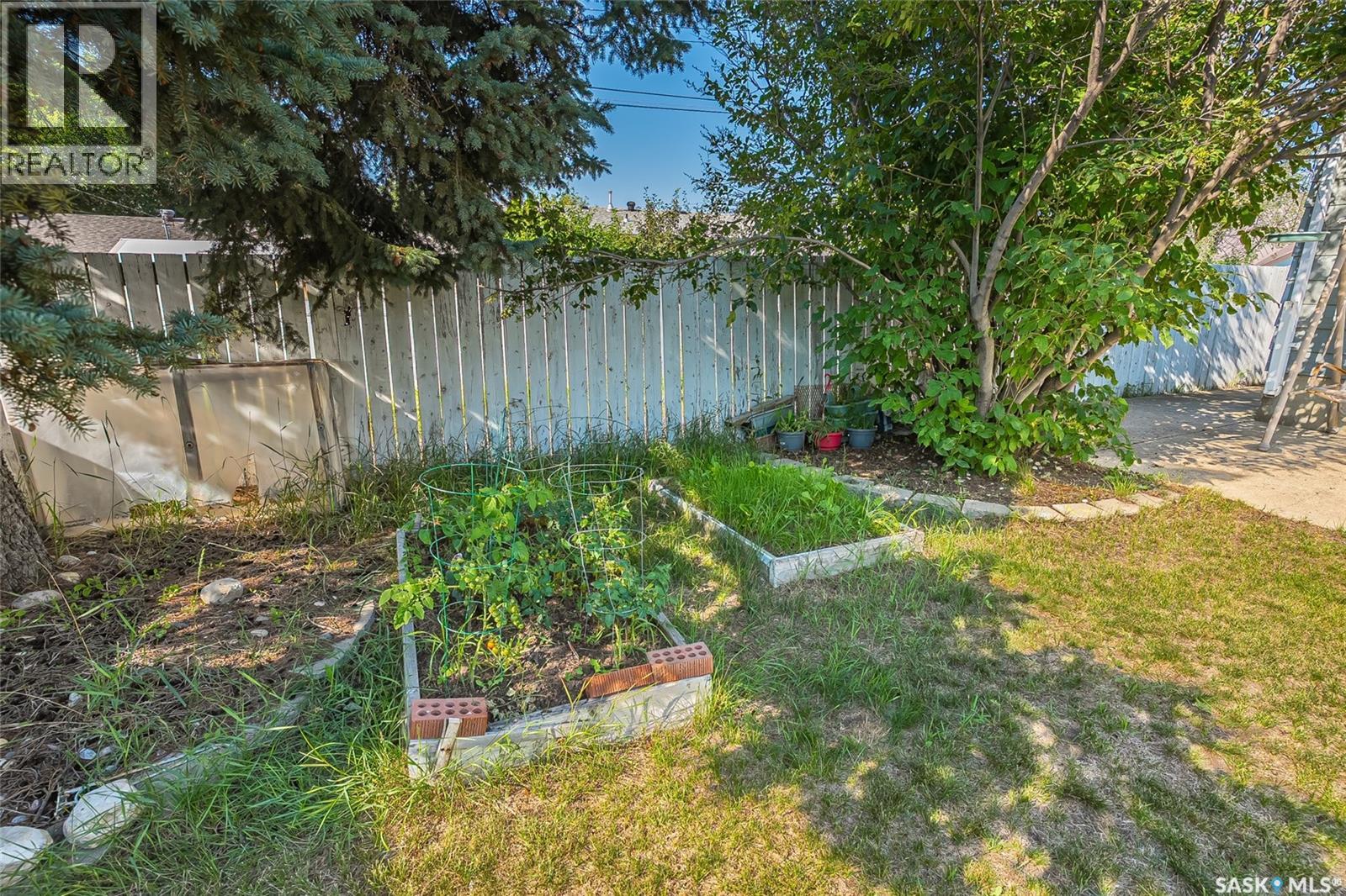 610 Acadia Drive, Saskatoon, Saskatchewan  S7H 3V9 - Photo 40 - SK043938