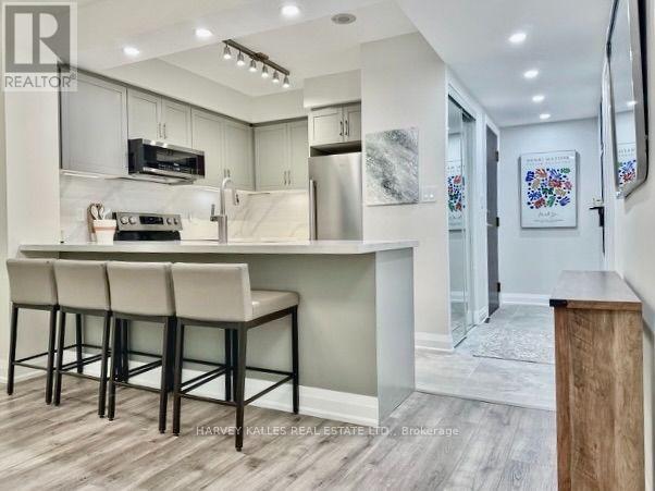 115 - 28 William Carson Crescent, Toronto, Ontario M2P 2H1 - Photo 7 - C13607000
