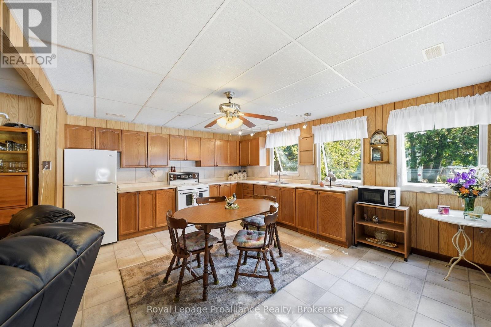 188 North Beaver Lake Road, Stone Mills, Ontario K0K 3G0 - Photo 13 - X13605306