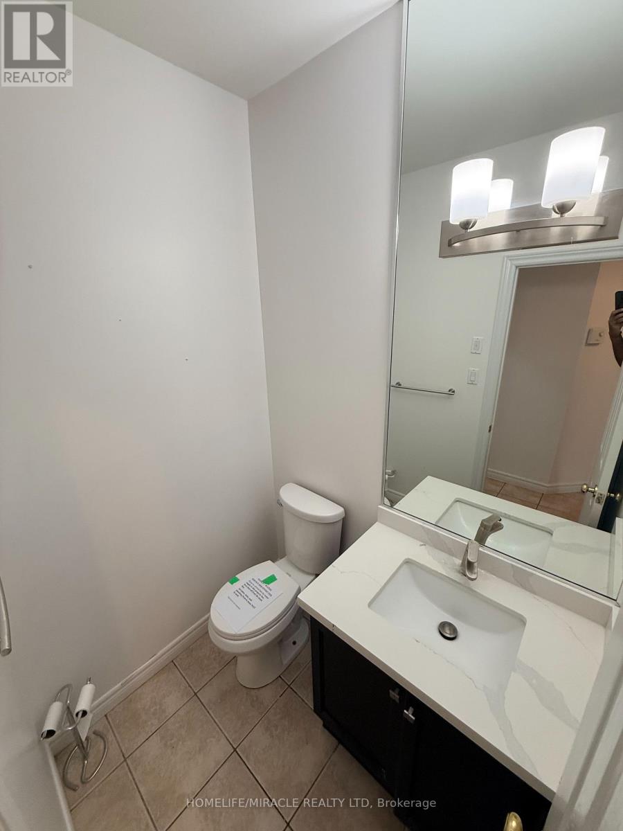 14 Hearthbridge Street, Kitchener, Ontario  N2R 1L5 - Photo 13 - X13615144