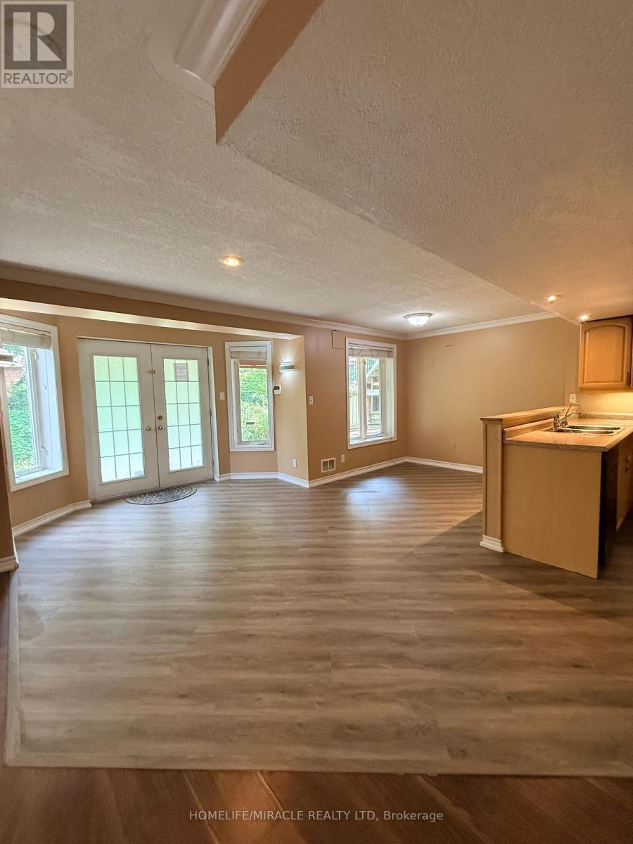 14 Hearthbridge Street, Kitchener, Ontario  N2R 1L5 - Photo 33 - X13615144
