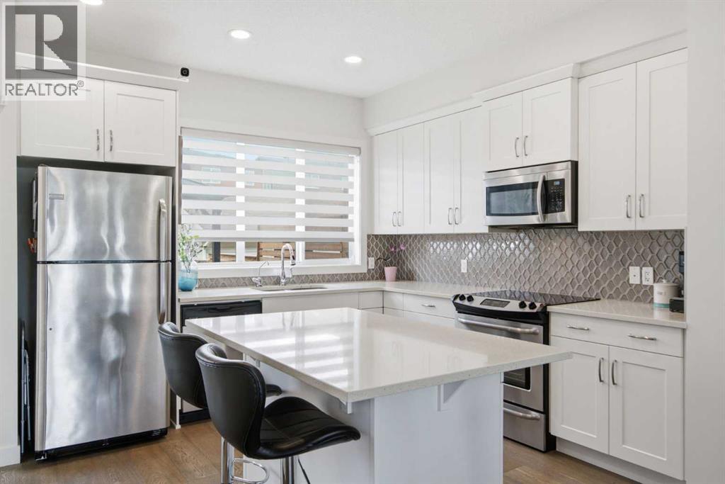 224 Savanna Road, Calgary, Alberta  T3N 1B4 - Photo 14 - A2323732
