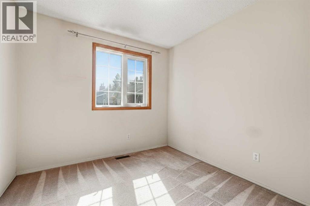 80 Abberfield Court Ne, Calgary, Alberta  T2A 7N4 - Photo 15 - A2323740