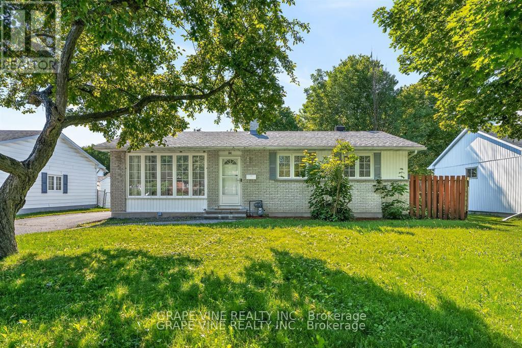 104 ORIOLE AVENUE, Ottawa, Ontario