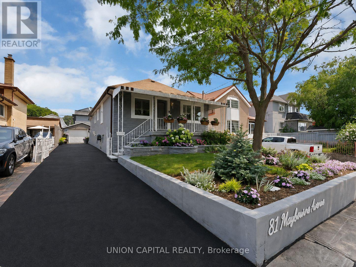 81 Maybourne Avenue, Toronto, Ontario  M1L 2W3 - Photo 2 - E13617840
