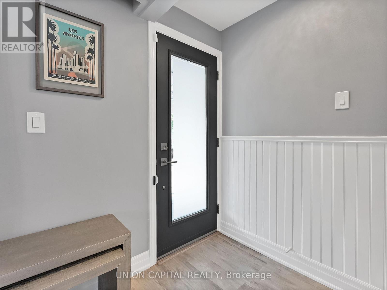 81 Maybourne Avenue, Toronto, Ontario  M1L 2W3 - Photo 5 - E13617840