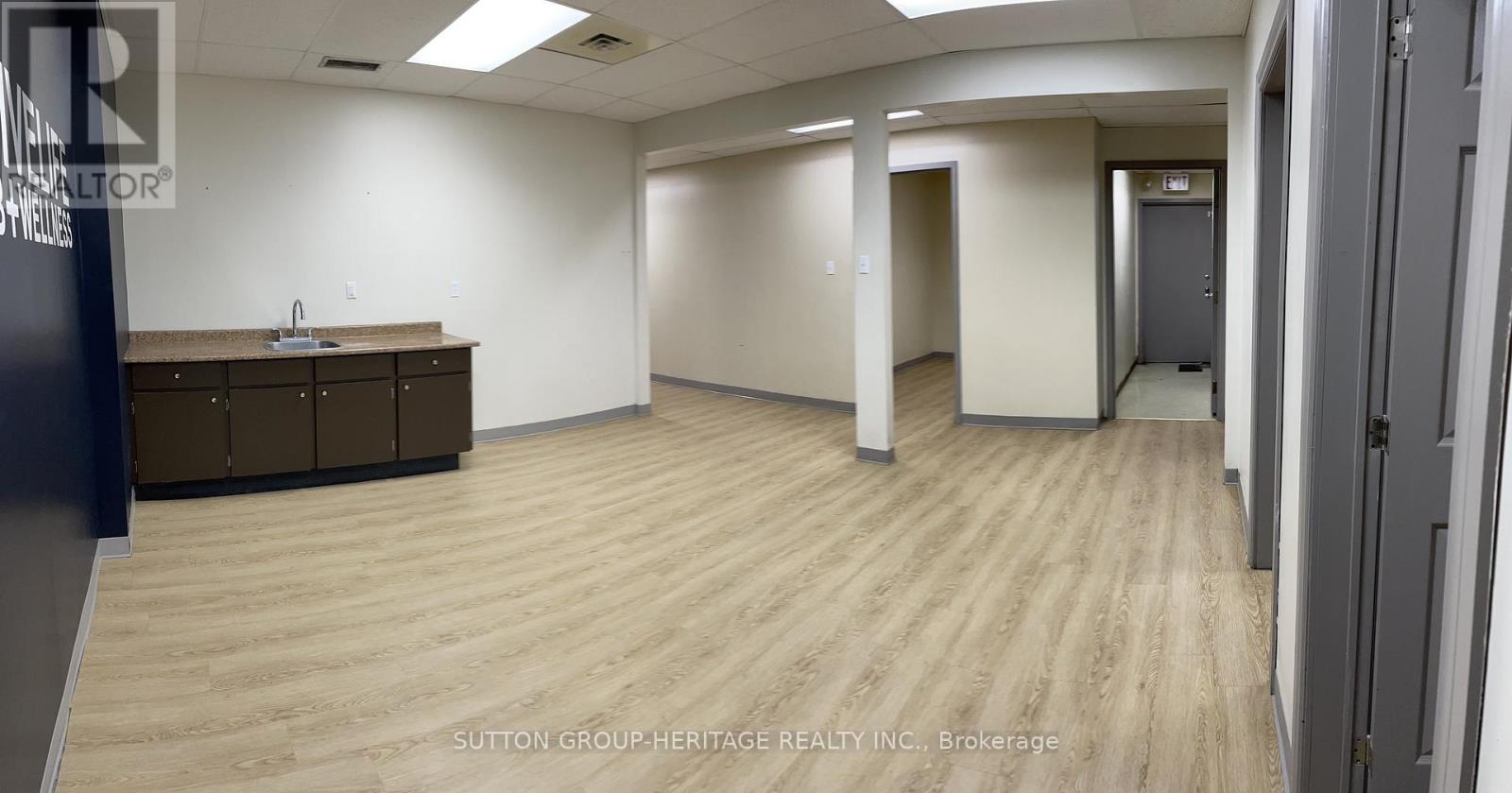 102 - 185 Brock Street, Whitby, Ontario  L1N 4H3 - Photo 10 - E13617918