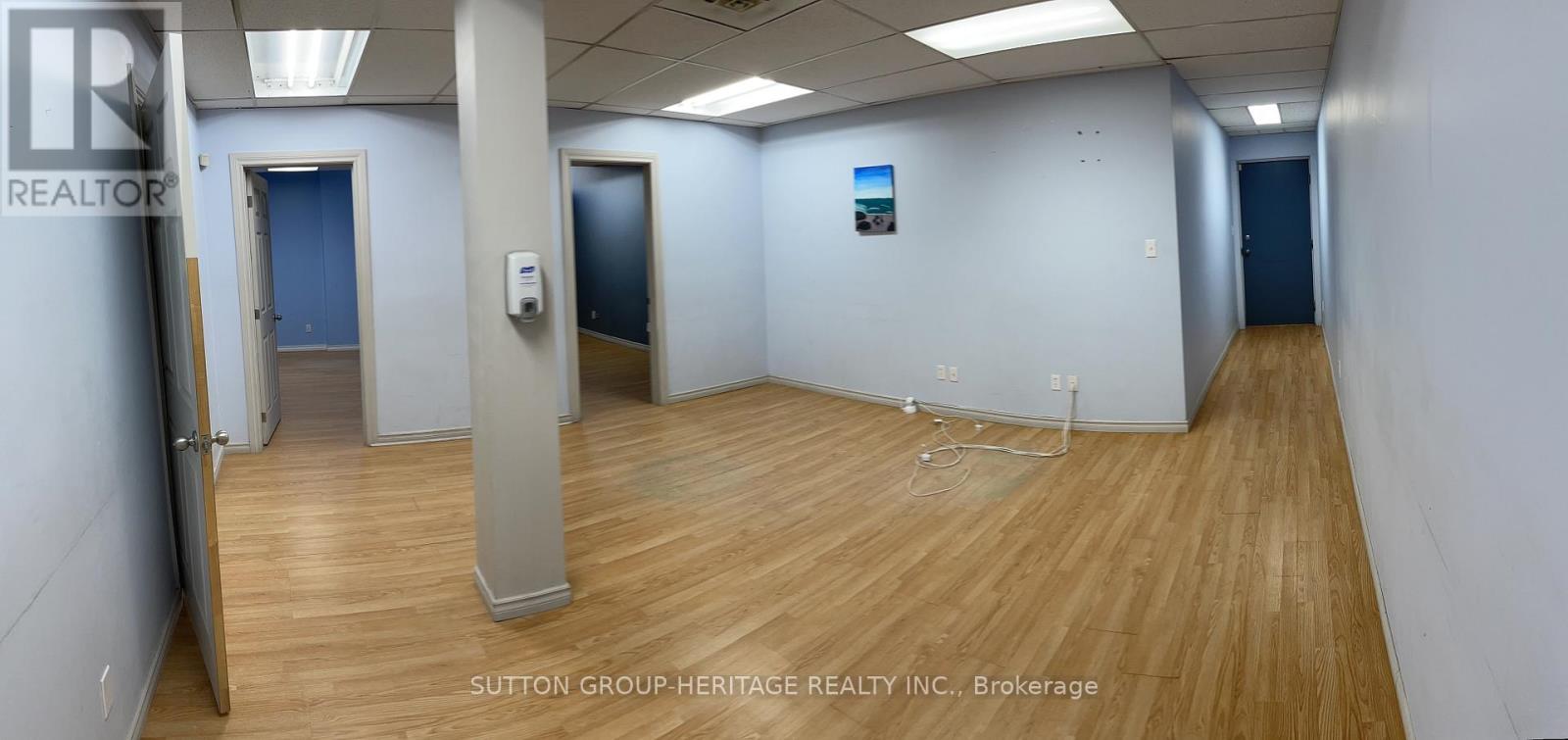 102 - 185 Brock Street, Whitby, Ontario  L1N 4H3 - Photo 3 - E13617918