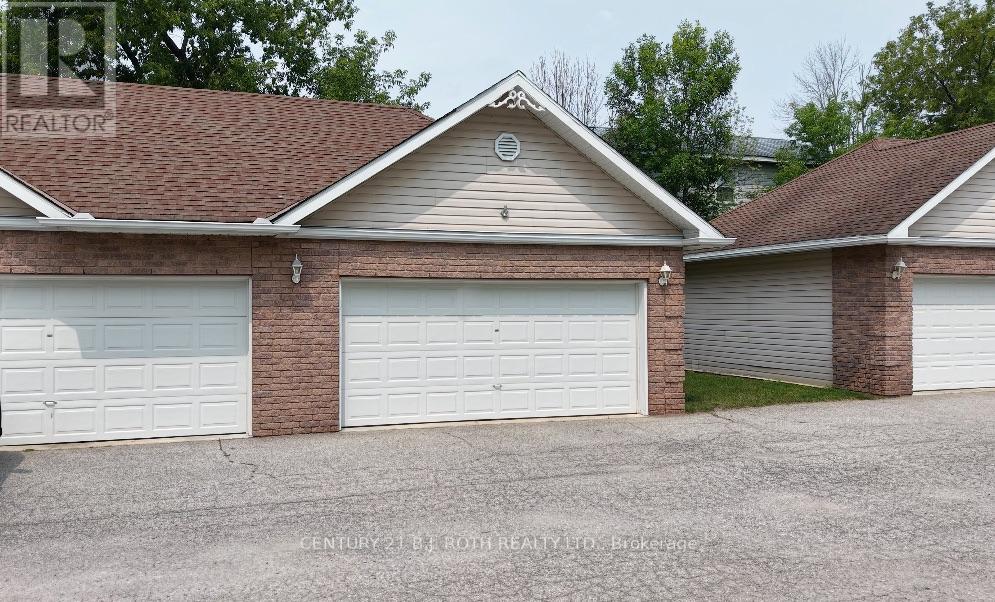 201 - 43 Creighton Street, Ramara, Ontario  L3V 1B1 - Photo 28 - S13617874