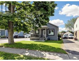 102 WOODWARD AVENUE, Brampton, Ontario