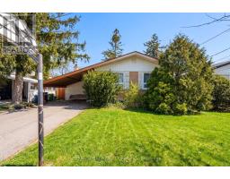 84 HADRIAN DRIVE, Toronto, Ontario