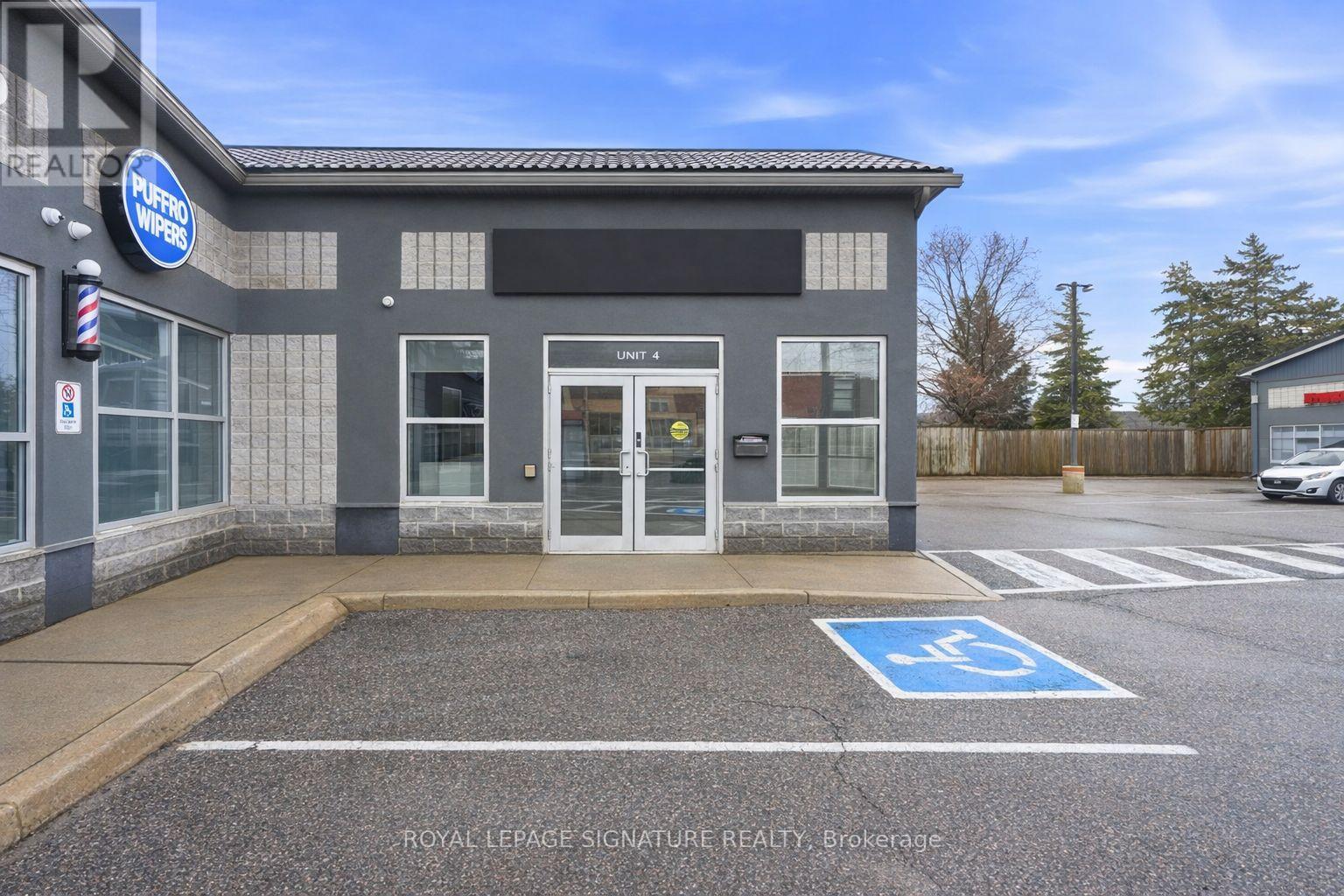 158 GUELPH STREET, Halton Hills, Ontario