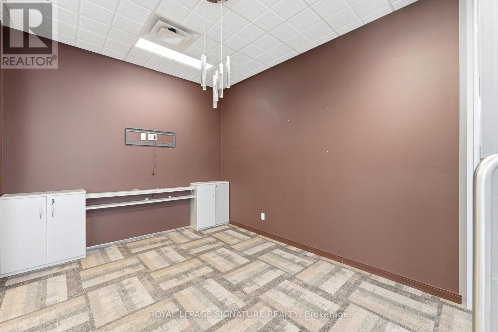 158 Guelph Street, Halton Hills, Ontario  L7G 4A6 - Photo 16 - W13617814