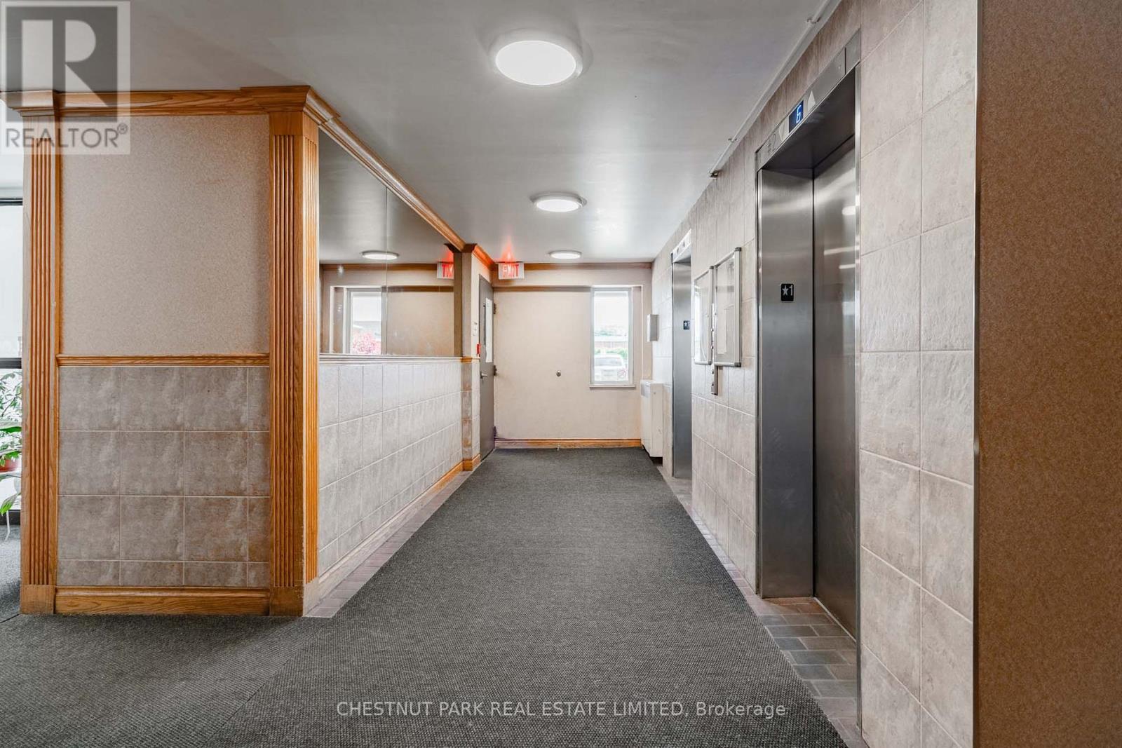 202 - 1060 Caven Street, Mississauga, Ontario  L5G 4J5 - Photo 6 - W13603750