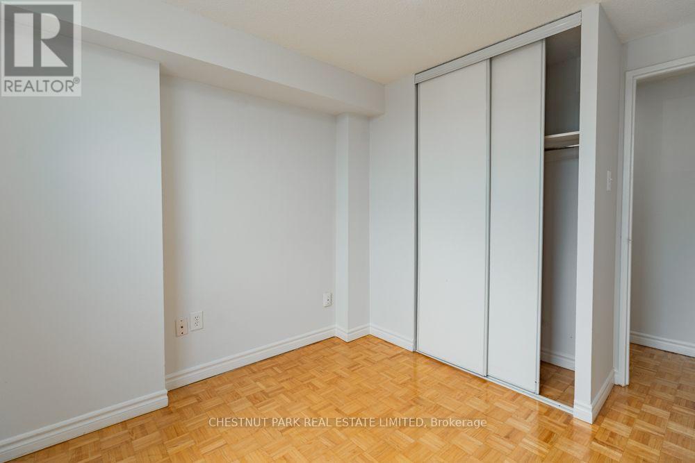 202 - 1060 Caven Street, Mississauga, Ontario  L5G 4J5 - Photo 17 - W13603750