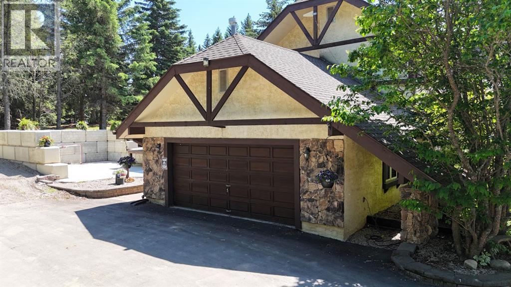 11 Bench Creek Estate, Edson, Alberta  T7E 0B3 - Photo 8 - A2322553