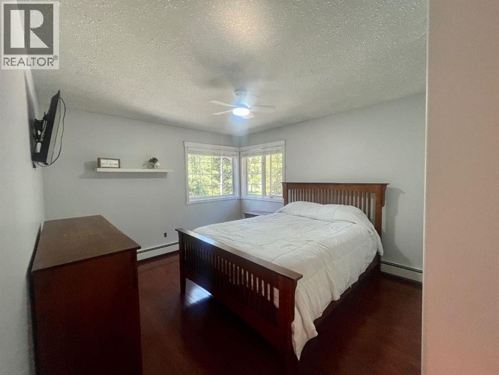 11 Bench Creek Estate, Edson, Alberta  T7E 0B3 - Photo 37 - A2322553