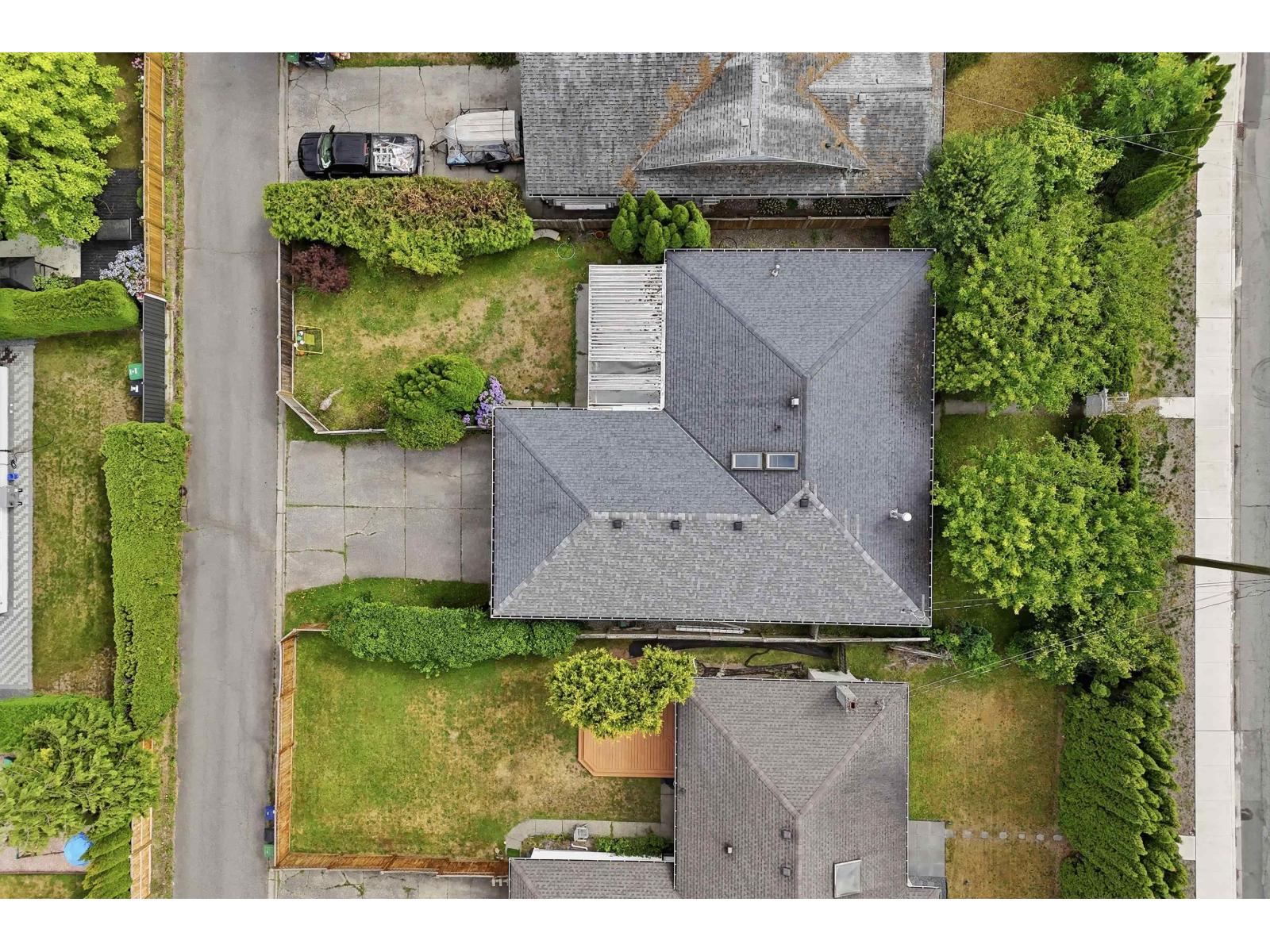 1364 160 STREET, surrey, British Columbia