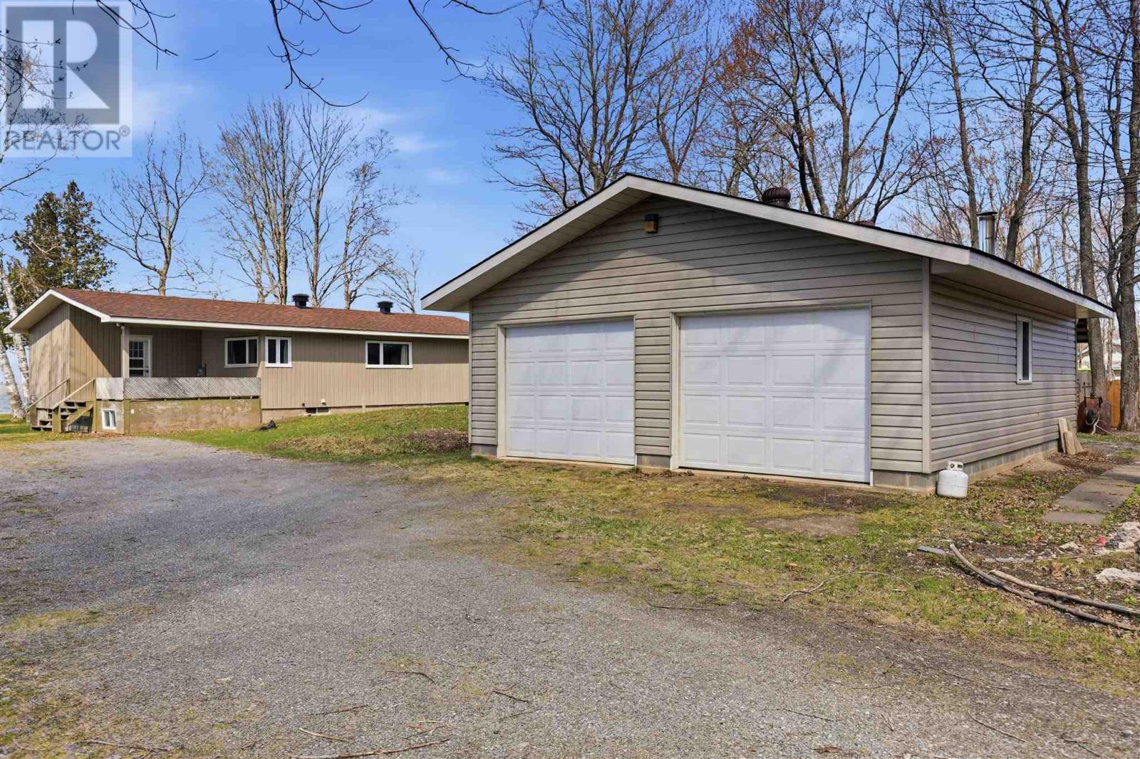 365 Sunnyside Beach Rd, Sault Ste. Marie, Ontario  P6A 5K6 - Photo 44 - SM260989
