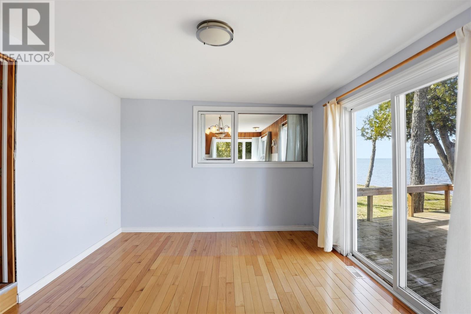 365 Sunnyside Beach Rd, Sault Ste. Marie, Ontario  P6A 5K6 - Photo 31 - SM260989