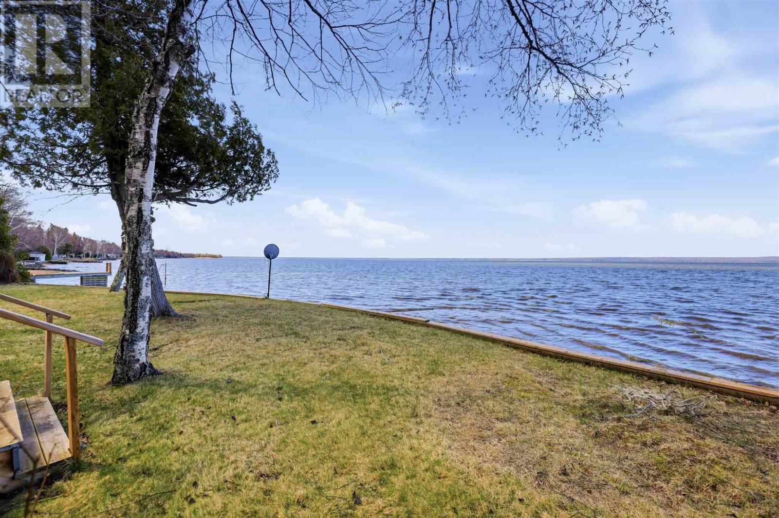 365 Sunnyside Beach Rd, Sault Ste. Marie, Ontario  P6A 5K6 - Photo 9 - SM260989