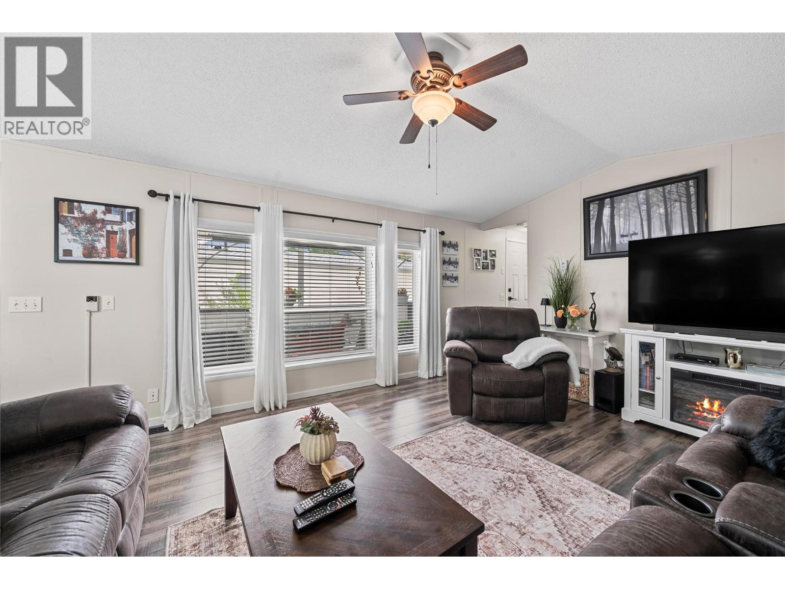 4965 Pine Acres Road Unit# 61, Chase, British Columbia  V0E 1M3 - Photo 5 - 10394789