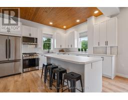 191 CATHERINE STREET, North Middlesex, Ontario