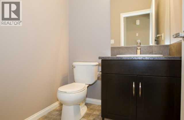 1548 Coalbanks Boulevard W, Lethbridge, Alberta  T1J 5H7 - Photo 4 - A2330452