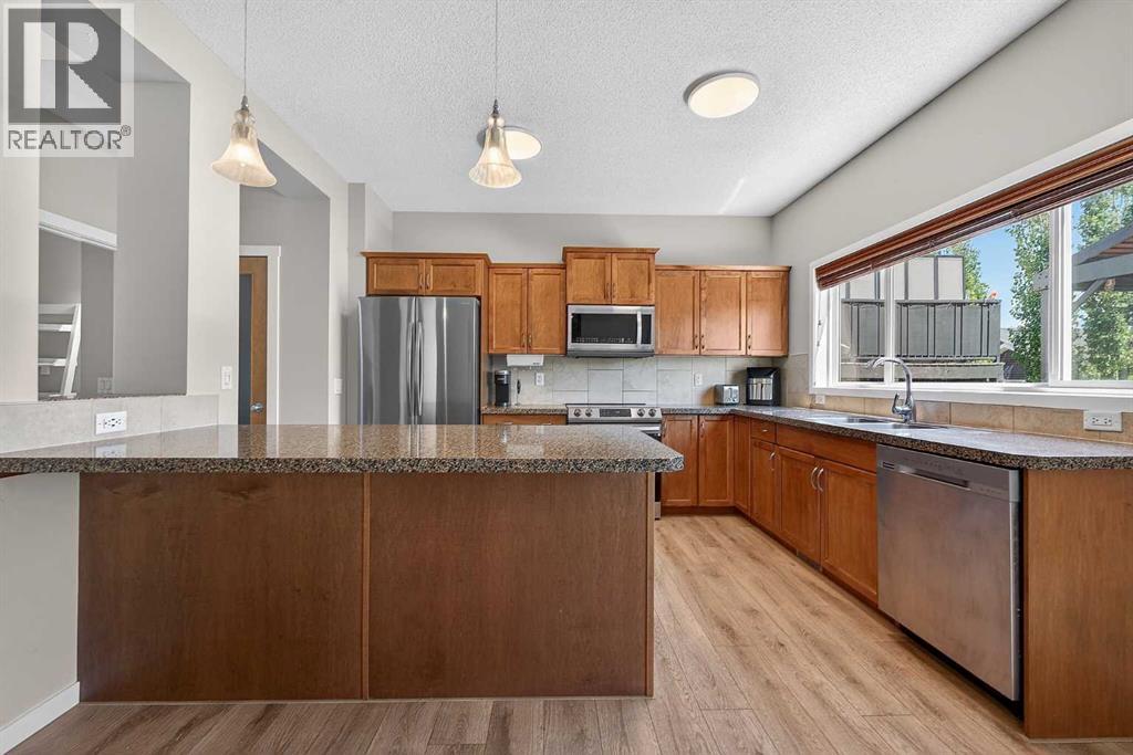 52 Reunion Close Nw, Airdrie, Alberta  T4B 0M2 - Photo 13 - A2319336
