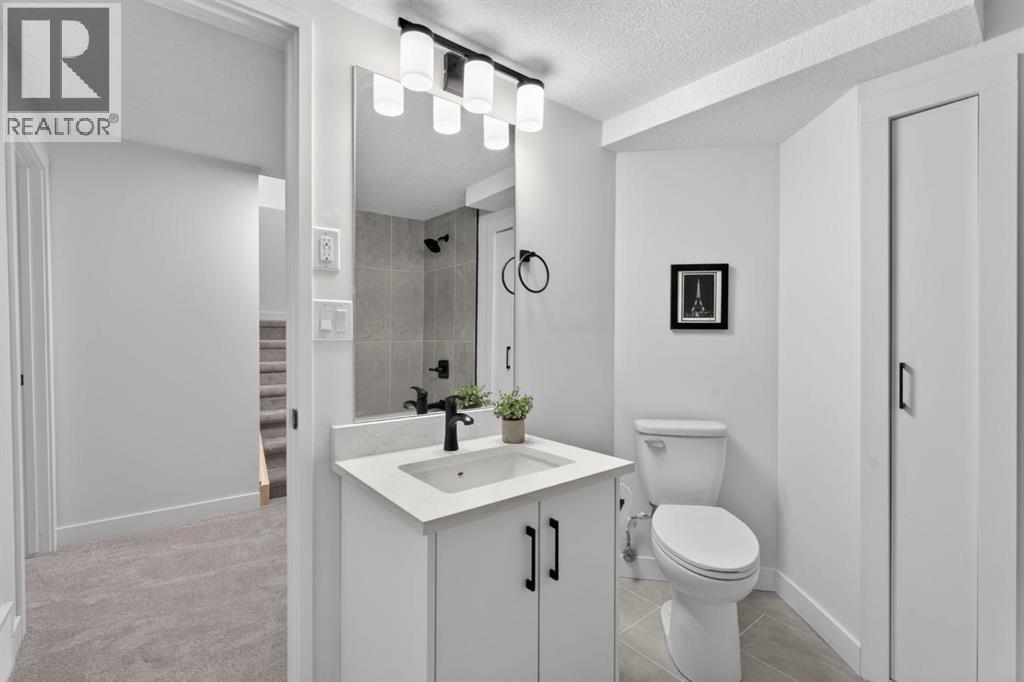 40 Bernard Way Nw, Calgary, Alberta  T3K 2E9 - Photo 33 - A2330085