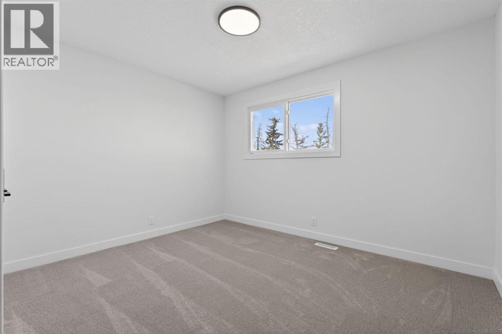 40 Bernard Way Nw, Calgary, Alberta  T3K 2E9 - Photo 23 - A2330085