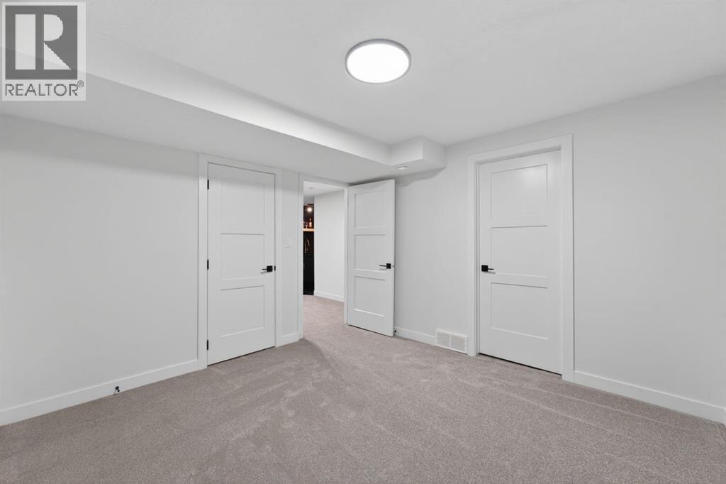40 Bernard Way Nw, Calgary, Alberta  T3K 2E9 - Photo 35 - A2330085