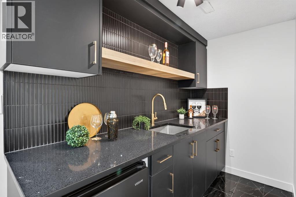 40 Bernard Way Nw, Calgary, Alberta  T3K 2E9 - Photo 31 - A2330085