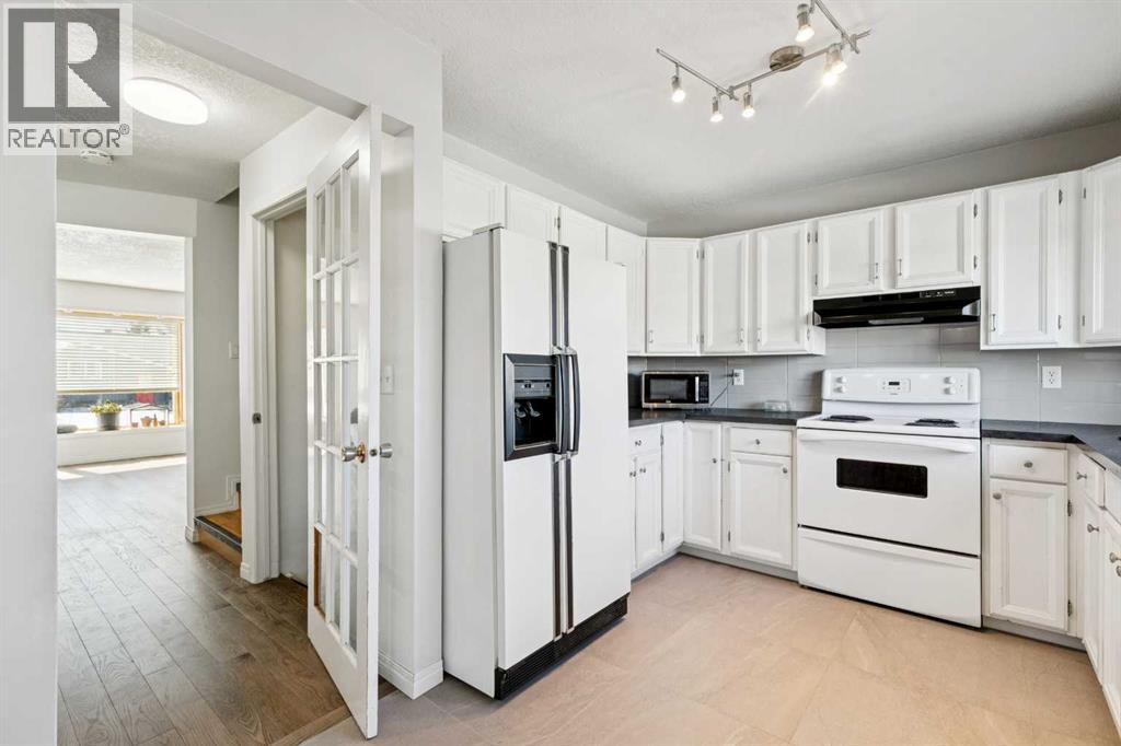 228 Marquis Place SE, Airdrie, Alberta  T4A 1Y4 - Photo 7 - A2332197