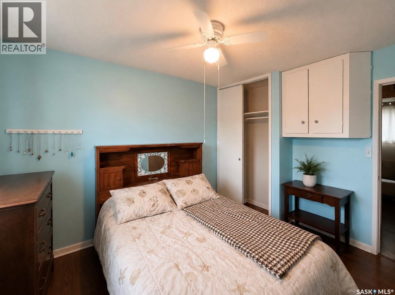 215 Ash Street, Outlook, Saskatchewan  S0L 2N0 - Photo 11 - SK043908