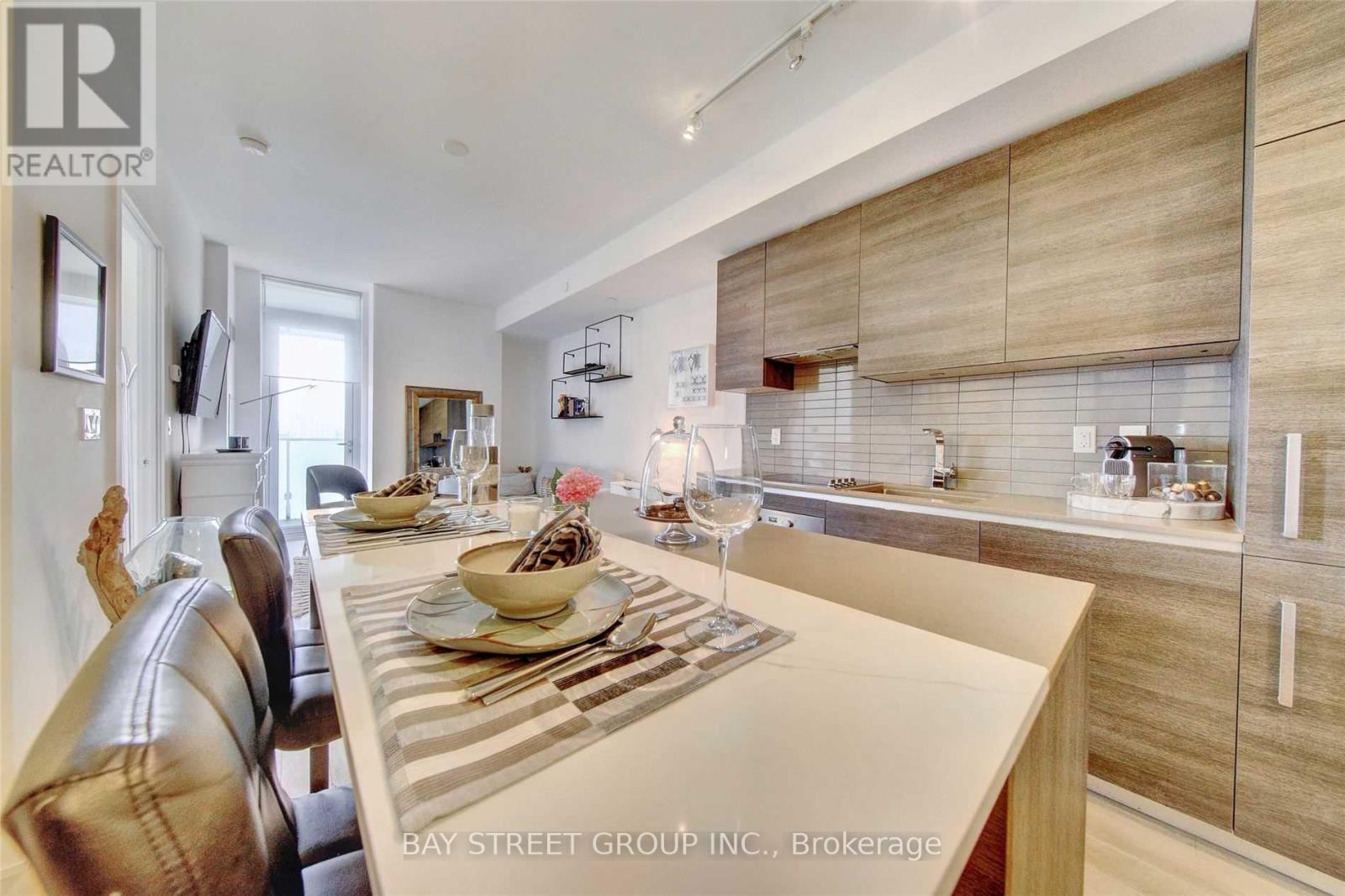 1409 - 200 Bloor Street W, Toronto, Ontario  M5S 0B1 - Photo 8 - C13617958