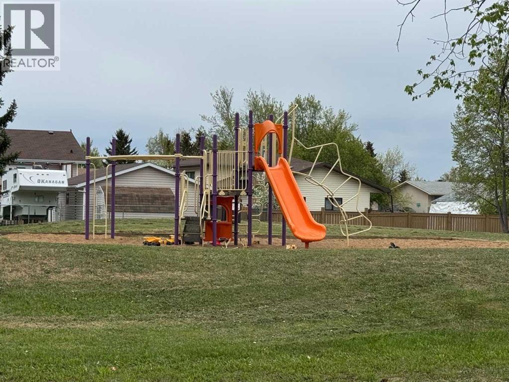 9316 70a Avenue, Grande Prairie, Alberta  T8V 6C9 - Photo 32 - A2282363