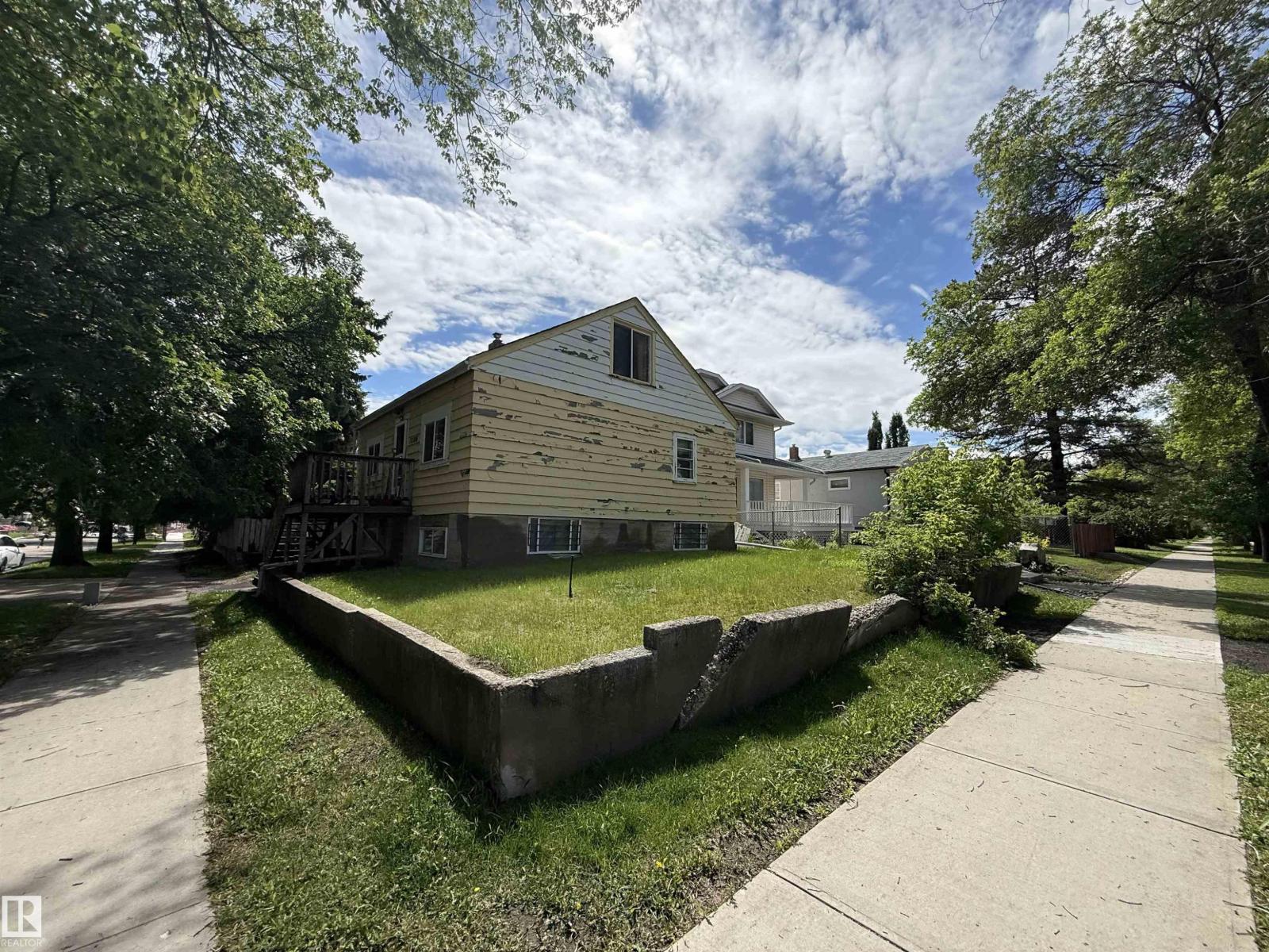 10186 143 St Nw, Edmonton, Alberta  T5N 2S2 - Photo 4 - E4479208