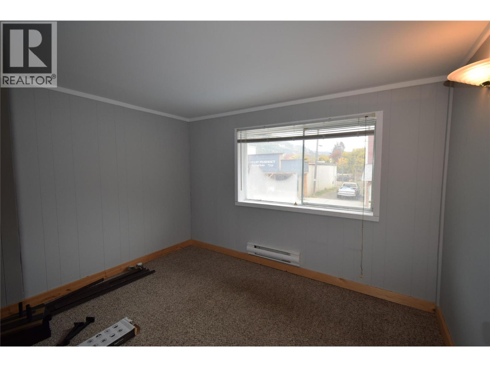 112 Fourth Street, Salmo, British Columbia  V0G 1Z0 - Photo 15 - 10390098