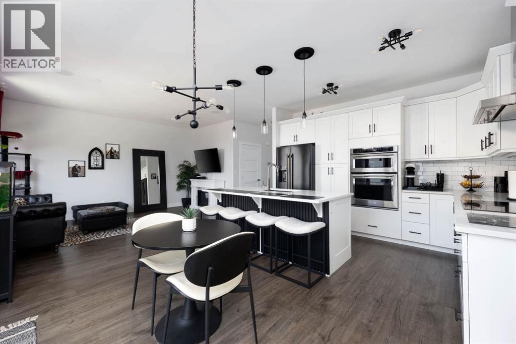 129 Amberwood Court, Fort Mcmurray, Alberta  T9J 1E3 - Photo 3 - A2330023