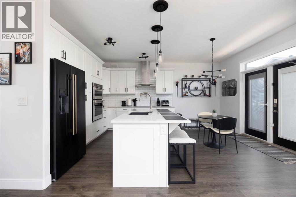 129 Amberwood Court, Fort Mcmurray, Alberta  T9J 1E3 - Photo 4 - A2330023