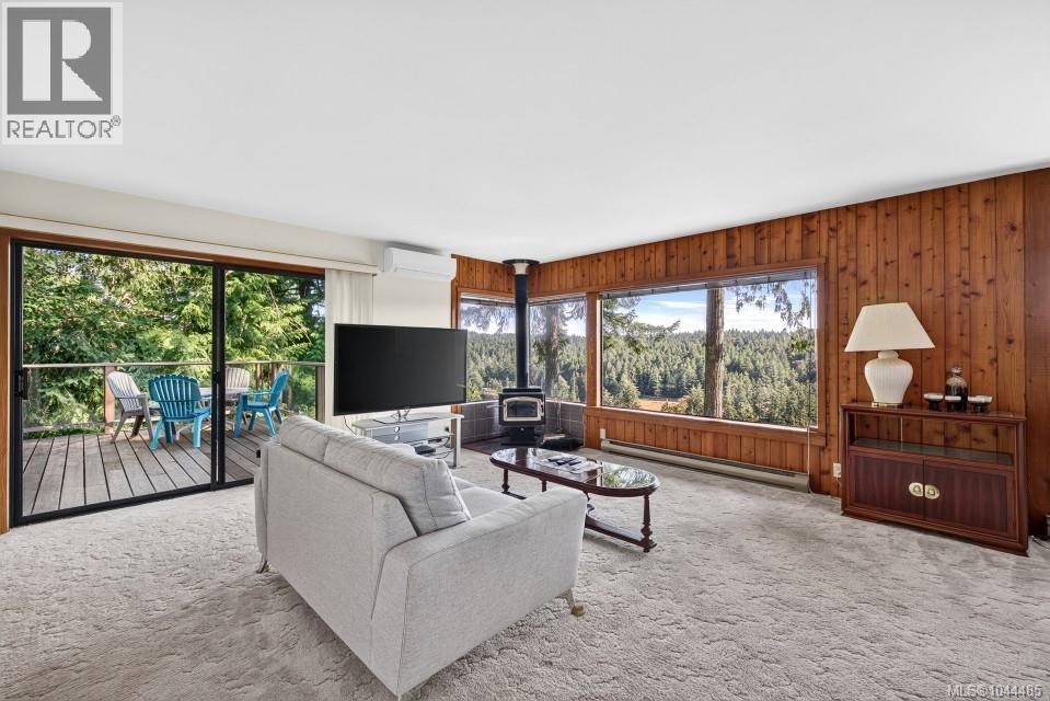 134 Quebec Lane Salt Spring British Columbia Canada V8K2L4 4