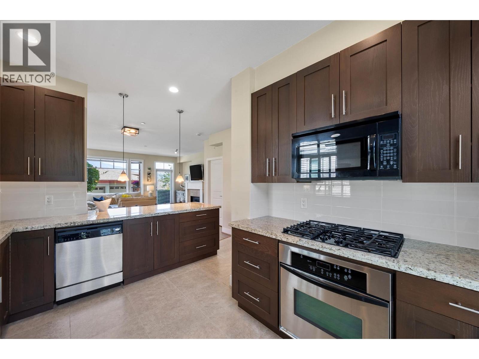 175 Holloway Drive Unit# 37, Kamloops, British Columbia  V1S 0B2 - Photo 11 - 10394714