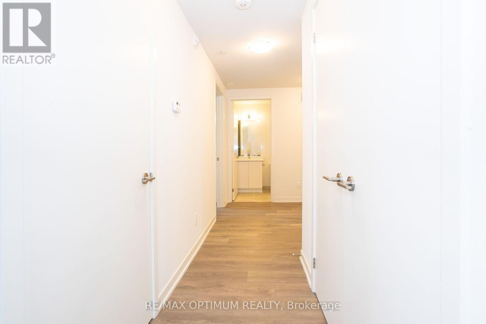 405 - 58 Sky Harbour Drive, Brampton, Ontario  L6Y 6J1 - Photo 2 - W13617976