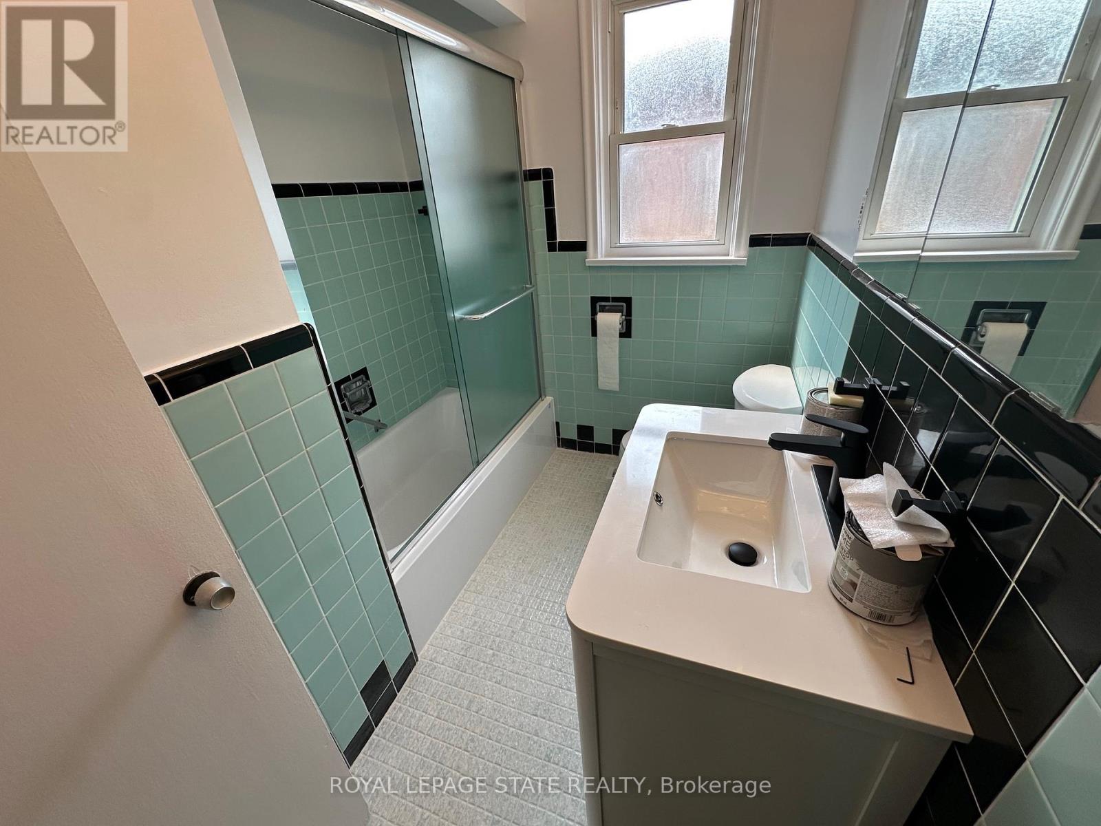 20 Lloyd Manor Road, Toronto, Ontario  M9B 5H6 - Photo 17 - W13617984