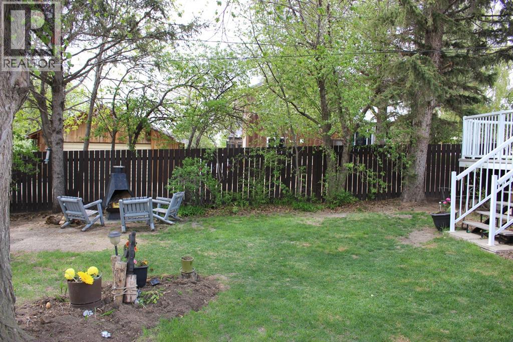 605 Rogers Avenue, Picture Butte, Alberta  T0K 1V0 - Photo 9 - A2305977