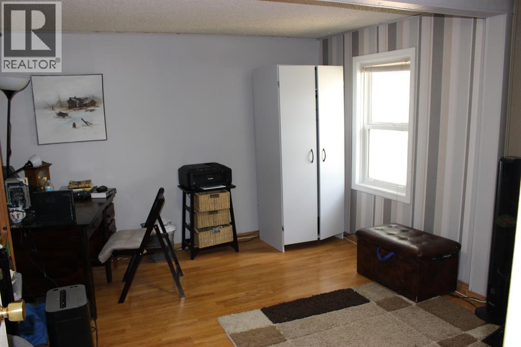 605 Rogers Avenue, Picture Butte, Alberta  T0K 1V0 - Photo 13 - A2305977