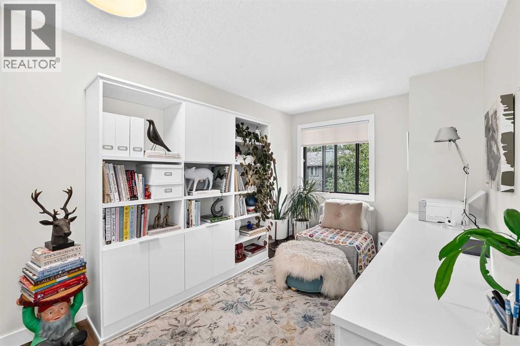 133 Point Drive Nw, Calgary, Alberta  T3B 5C8 - Photo 11 - A2329601