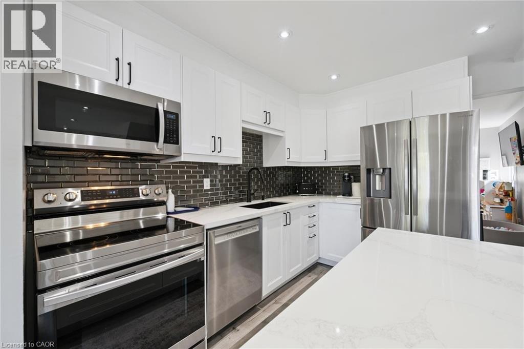 2152 Pelee Boulevard, Oakville, Ontario  L6H 4C8 - Photo 13 - 40851601